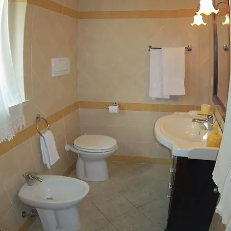 L'oca Di Terme Di Saturnia Montemerano